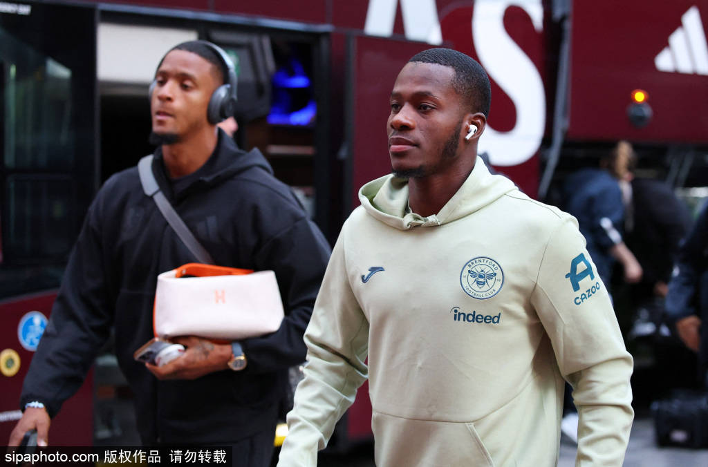 英格兰联赛杯第3轮：阿斯顿维拉点球大战2-4不敌布伦特福德
        
    英格兰联赛杯第3轮：阿斯顿维拉点球大战2-4不敌布伦特福德